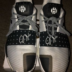 size 10 good to hoop in for basketball season